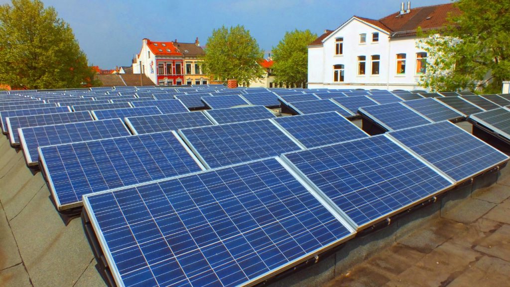 How Much Money Can A Solar Farm Make 5 Important Factors How Much Money Can A Solar Farm Make 5 Important Factors